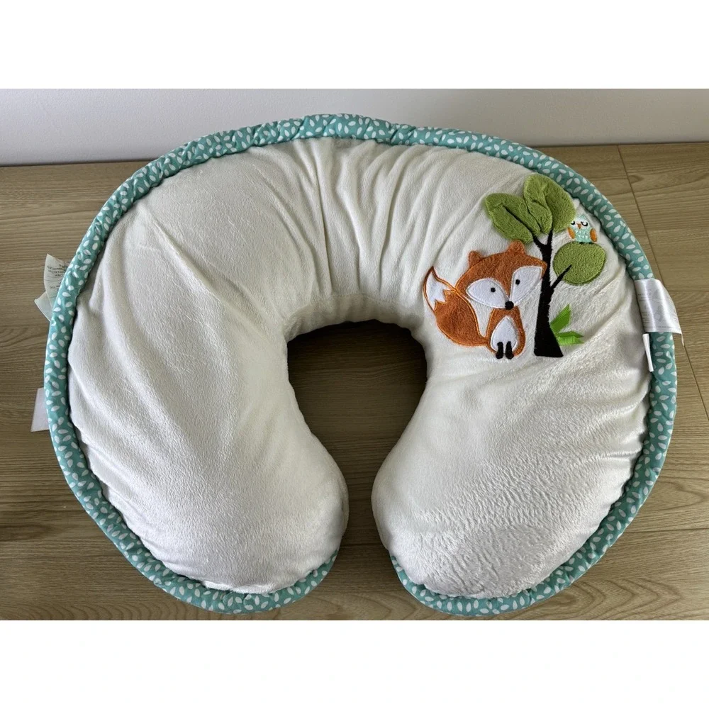 Boppy Heirloom Feeding & Infant Support Pillow Woodland Fox & Owl Gray White